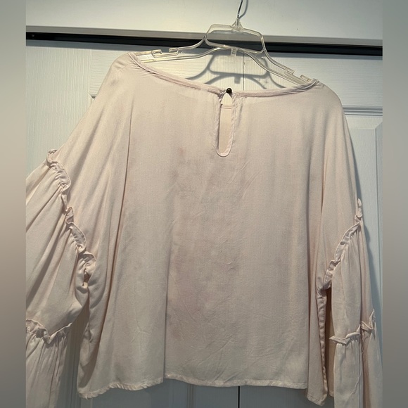 Boho Floral Embroidered Bell Sleeve Blouse by xhilaration women’s size L - Picture 2 of 7